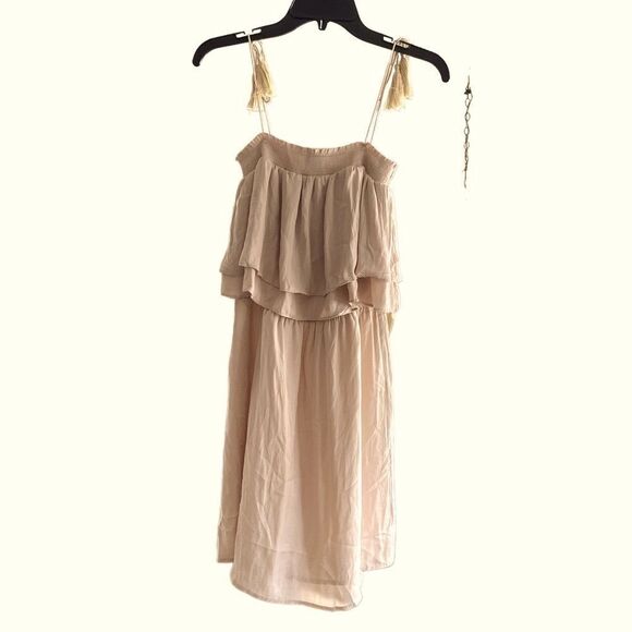 Madden girl JK308938 cream spaghetti cream  tassel straps elastic top layered - Picture 1 of 5